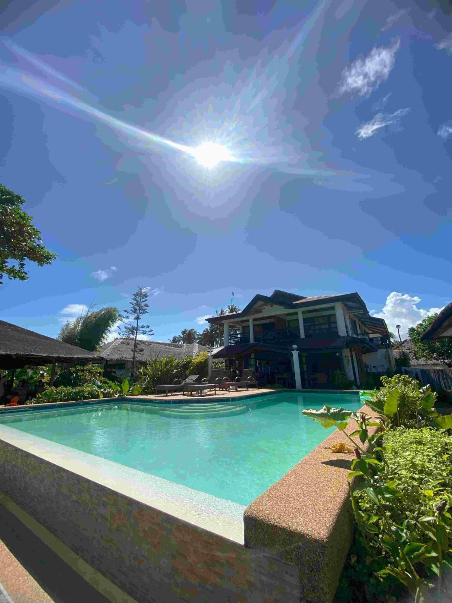Romantic Beach Villas General Luna  Extérieur photo