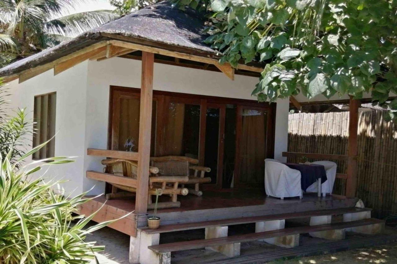 Romantic Beach Villas General Luna  Extérieur photo