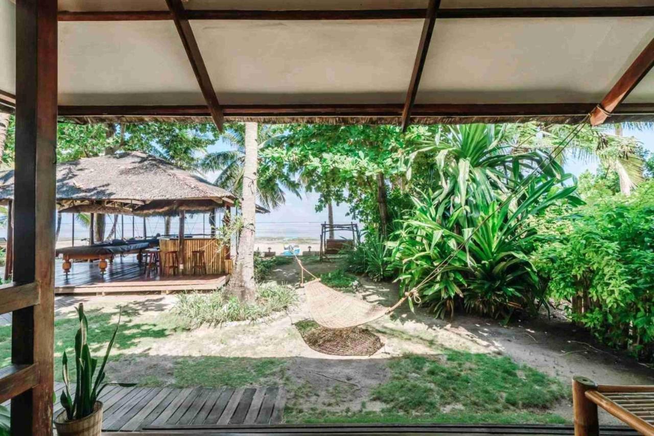 Romantic Beach Villas General Luna  Extérieur photo
